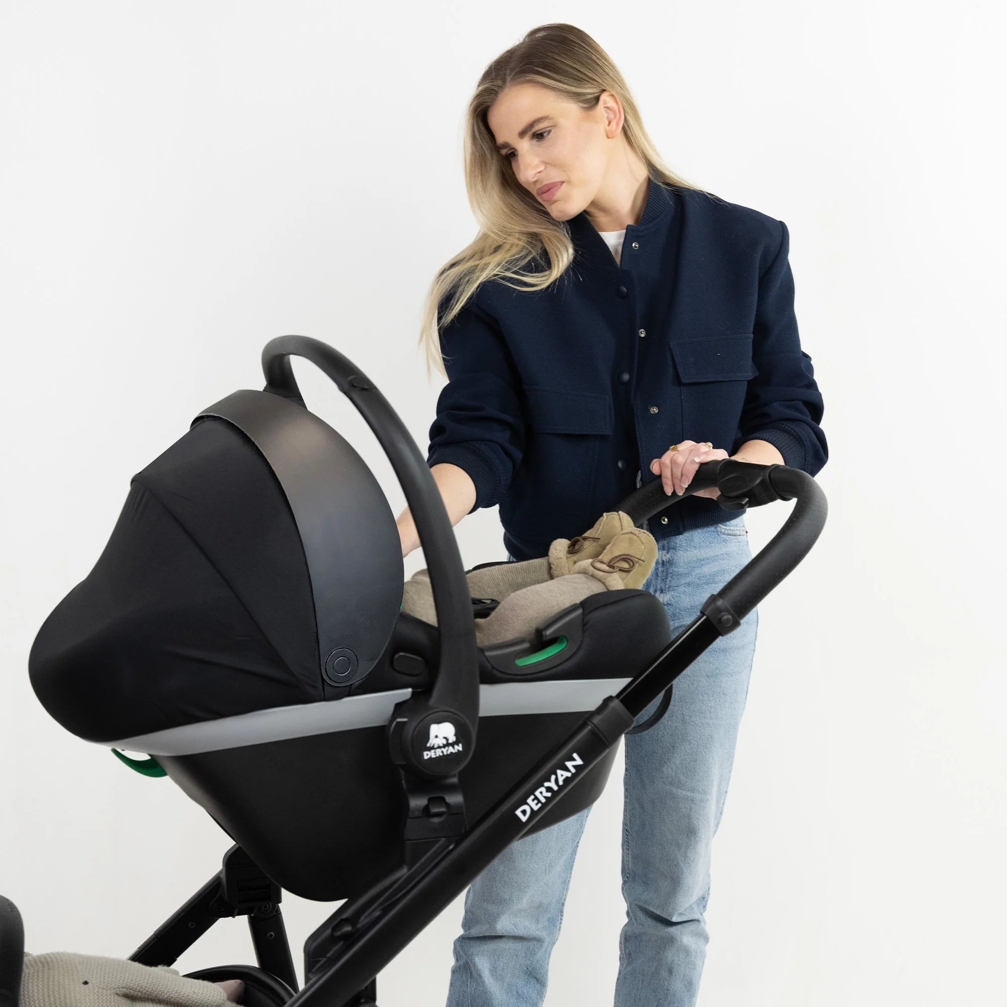 i-Size Autositz mit Isofix iBase